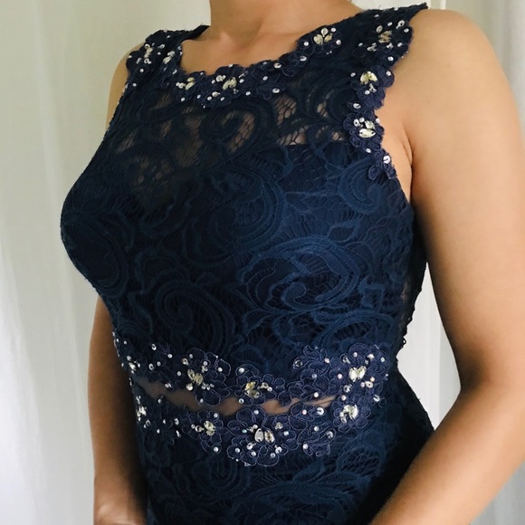 Prom dress - Picture 4 of 7